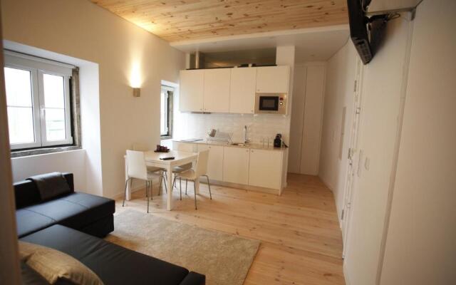 Charming Bairro Alto Apartment
