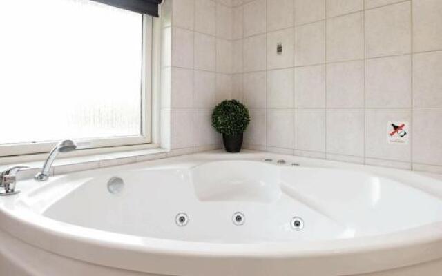 Three-Bedroom Holiday home in Blåvand 30