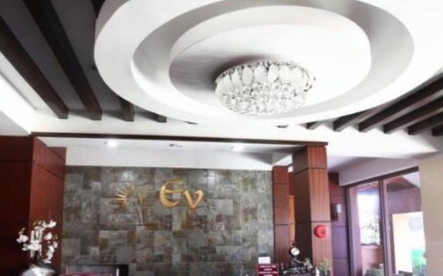 Ey Miners Suites Navarro