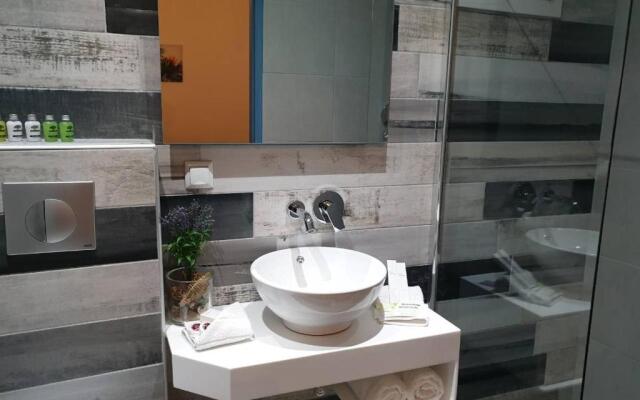 V-Suites 2