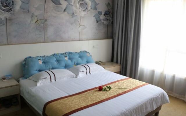 Sucheng Chain Hotel (Huangmei Zhongbai Warehouse)