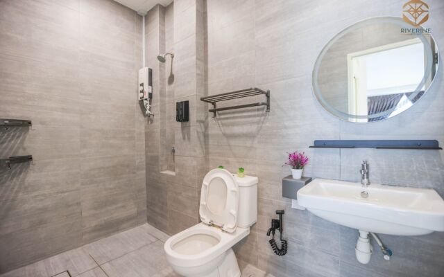 Kuching Riverine Resort