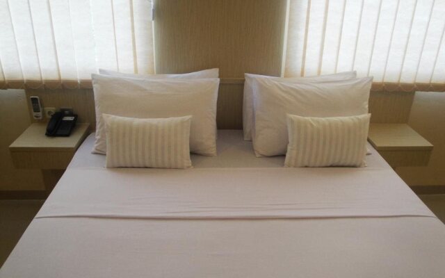 D'Blitz Hotel