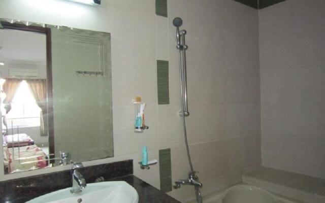 Hung Huong Hotel