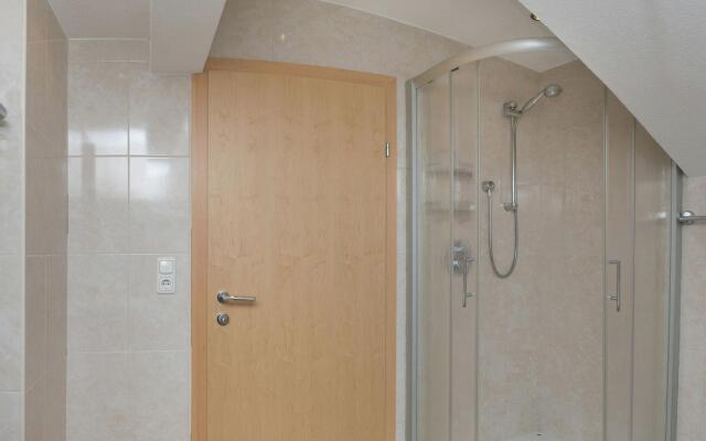 Apartment With Terrace in Aschau im Zillertal