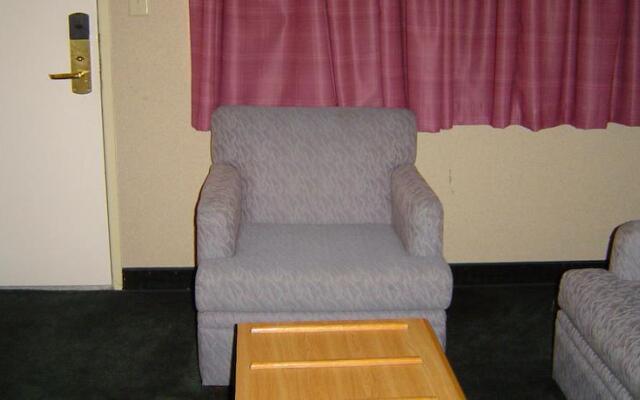 Economy Inn Plymouth