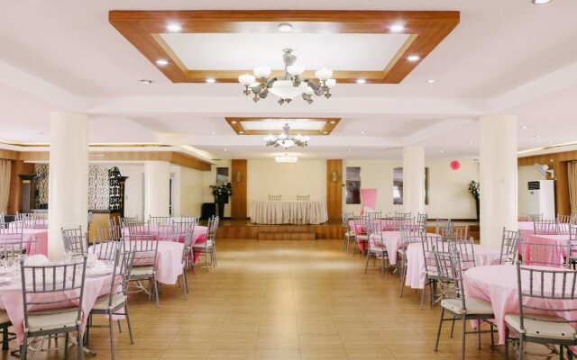 Gems Hotel and Conference Center