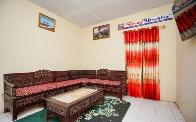 OYO 1834 Family Homestay
