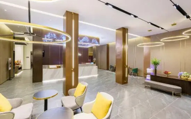 Homeinn Plus Hotel (Dalian Lvshun Dashang New Mart)