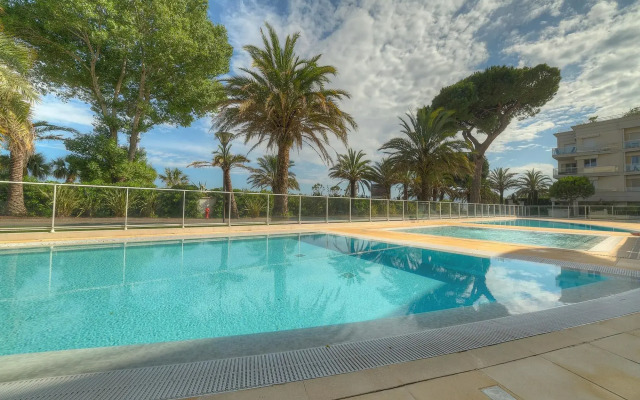 Royal Palm Apartment 1