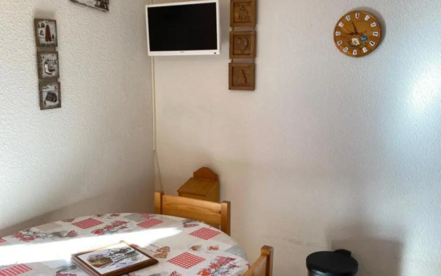 Les Mousquetons - Inh 31855