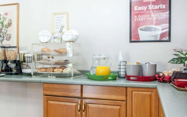 Red Roof Inn Stroudsburg