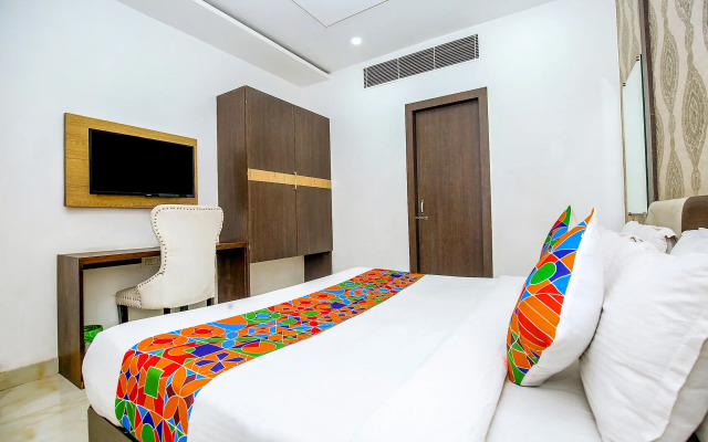 FabHotel Golden Temple Paradise 50 meters from golden temple