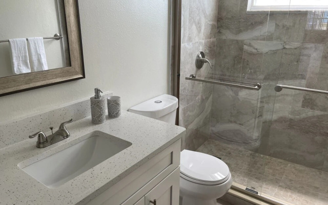 Modern Luxury Apartment Close Disney