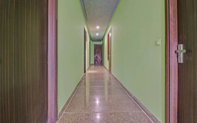 Itsy By Treebo - Golden Divine Inn