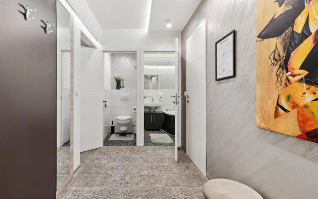 SKY9 Apartments District 6