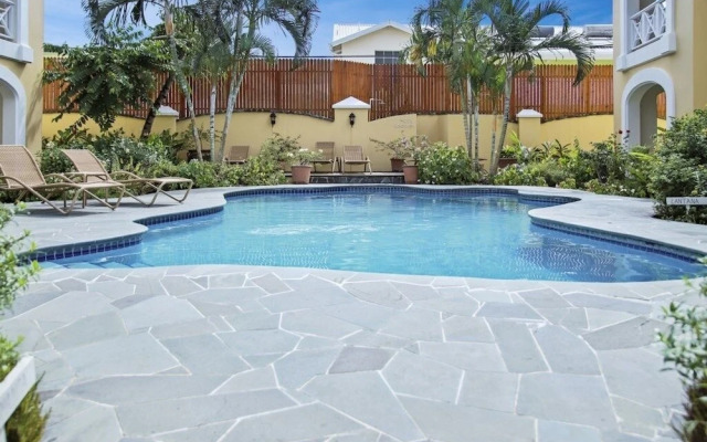 Waterfront Townhouse - Harbour 17 3 Bedroom Townhouse by RedAwning