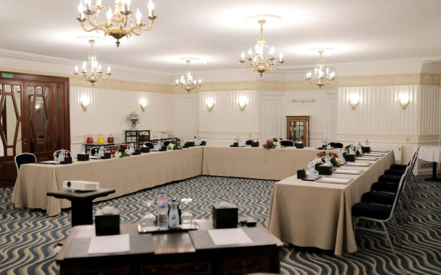 Steigenberger Cecil Hotel