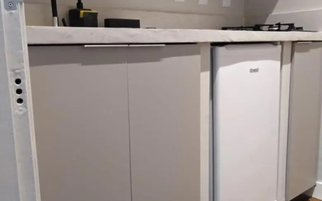 Studio 156, ótima localização, 150 metros do mar