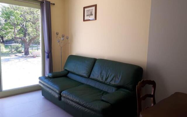 Appartement dans maison chaleureuse