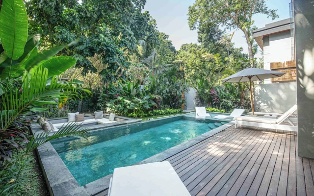 Contemporary 5BR Villa , AC, Water Filter