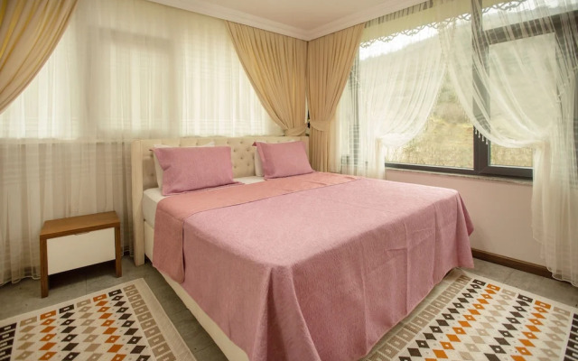 Jolnar Garden Hotel