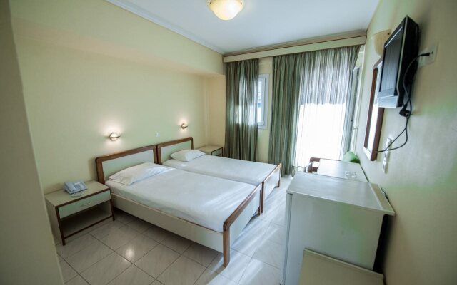 Ionis Hotel