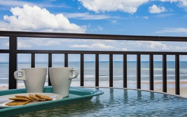 Windjammer Oceanfront Condominiums