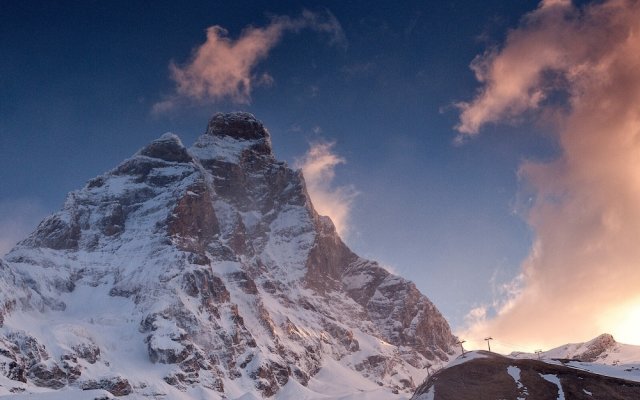 Contemporary Apartment in Breuil-Cervinia near Ski Area