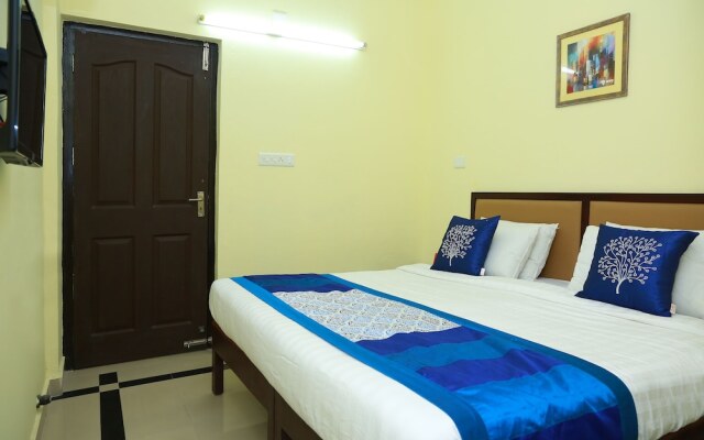 OYO 8273 Diamond Inn