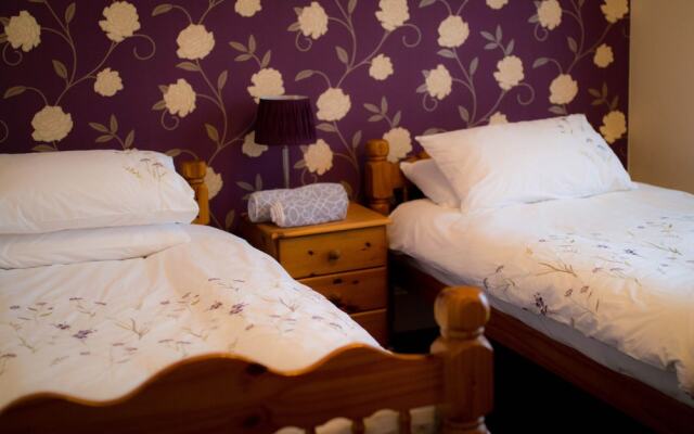 Aden House Bed and Breakfast