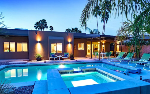 San Lucas Hideout
