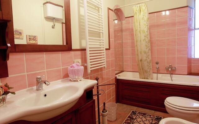 Authentic Villa With Swimming Pool in Grosseto