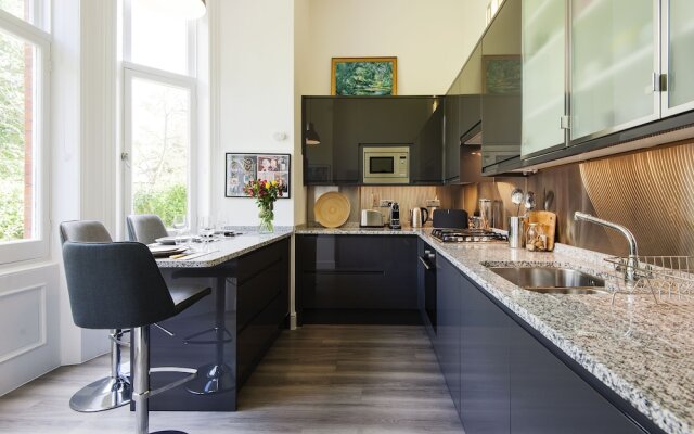 Luxurious Hampstead Home with Gorgeous Garden