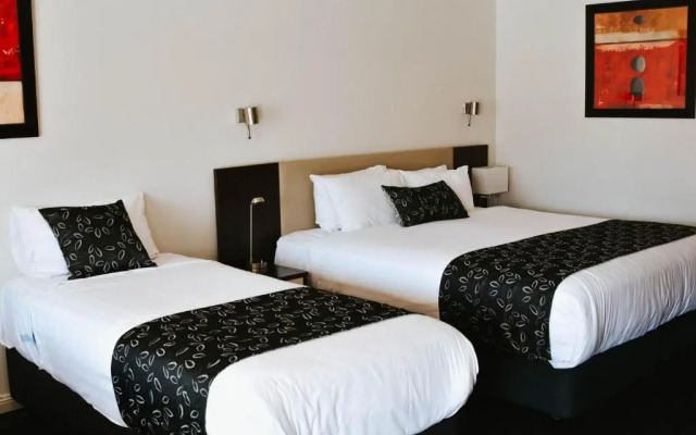 Best Western Charles Sturt Suites & Apartments