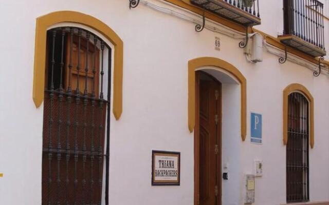 Triana Backpackers