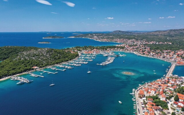 Amazing Home in Razanj With Sauna, Wifi and 6 Bedrooms