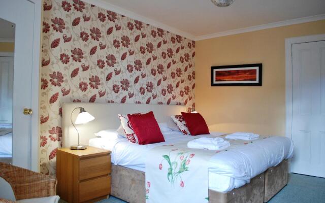 The Ardyne Guest House