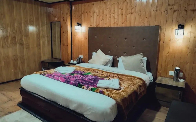 Rufina Lachung's Pride & SPA