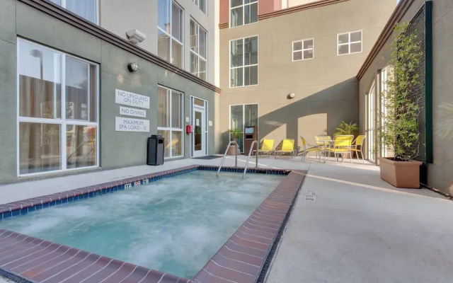 Quality Suites Millbrae
