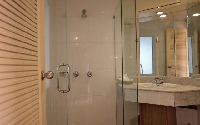 8080 Hotel Patong