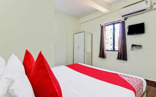 OYO 39869 Manasi Heritage