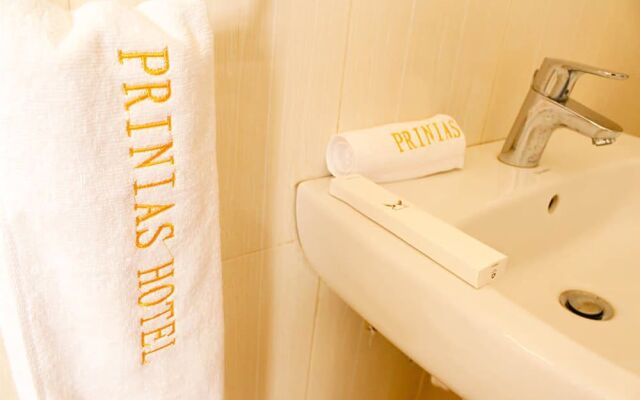 Prinias Hotel