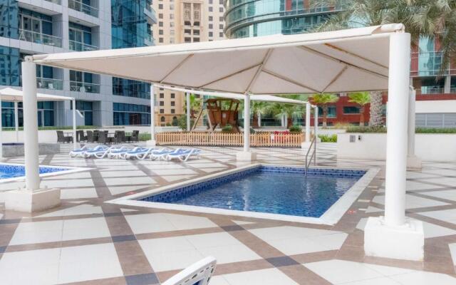 Quintessential Quarters - Breathtaking 29th Floor Views