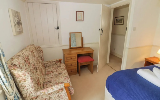4 Lansdown Cottages