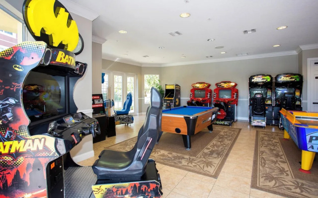 Magnificent 2 Bedroom Apartment Vista Cay Resort 107