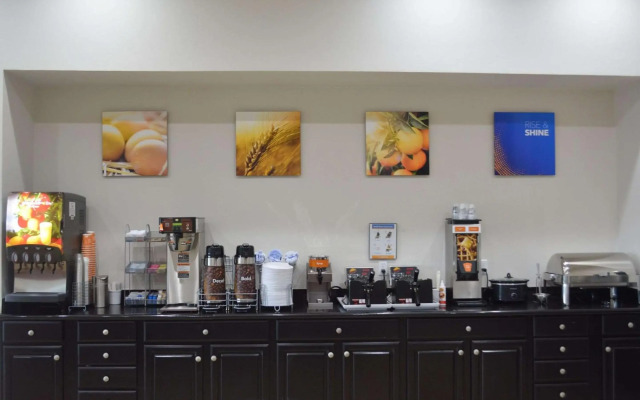 Comfort Suites Yukon - SW Oklahoma City