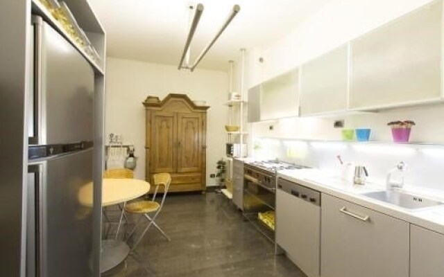 Stadium Apartment
