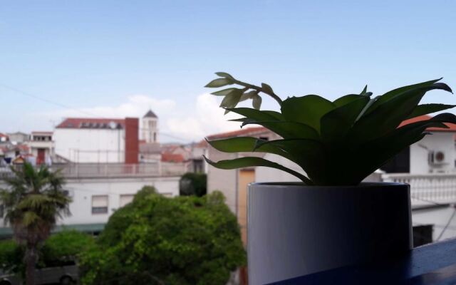 Downtown Park Suites