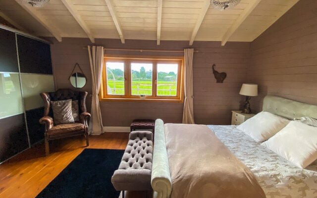 Beautiful 3-bed Luxury Private Lodge in York